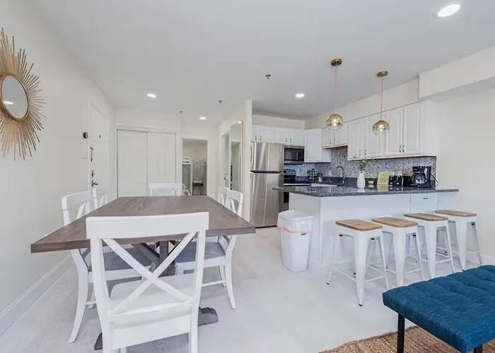 Modern Renovated - 90 Steps To - Ocmd *